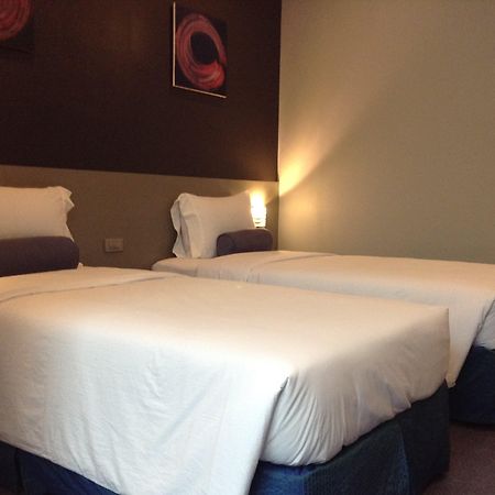 Li Nakpil Hotell Manila Eksteriør bilde