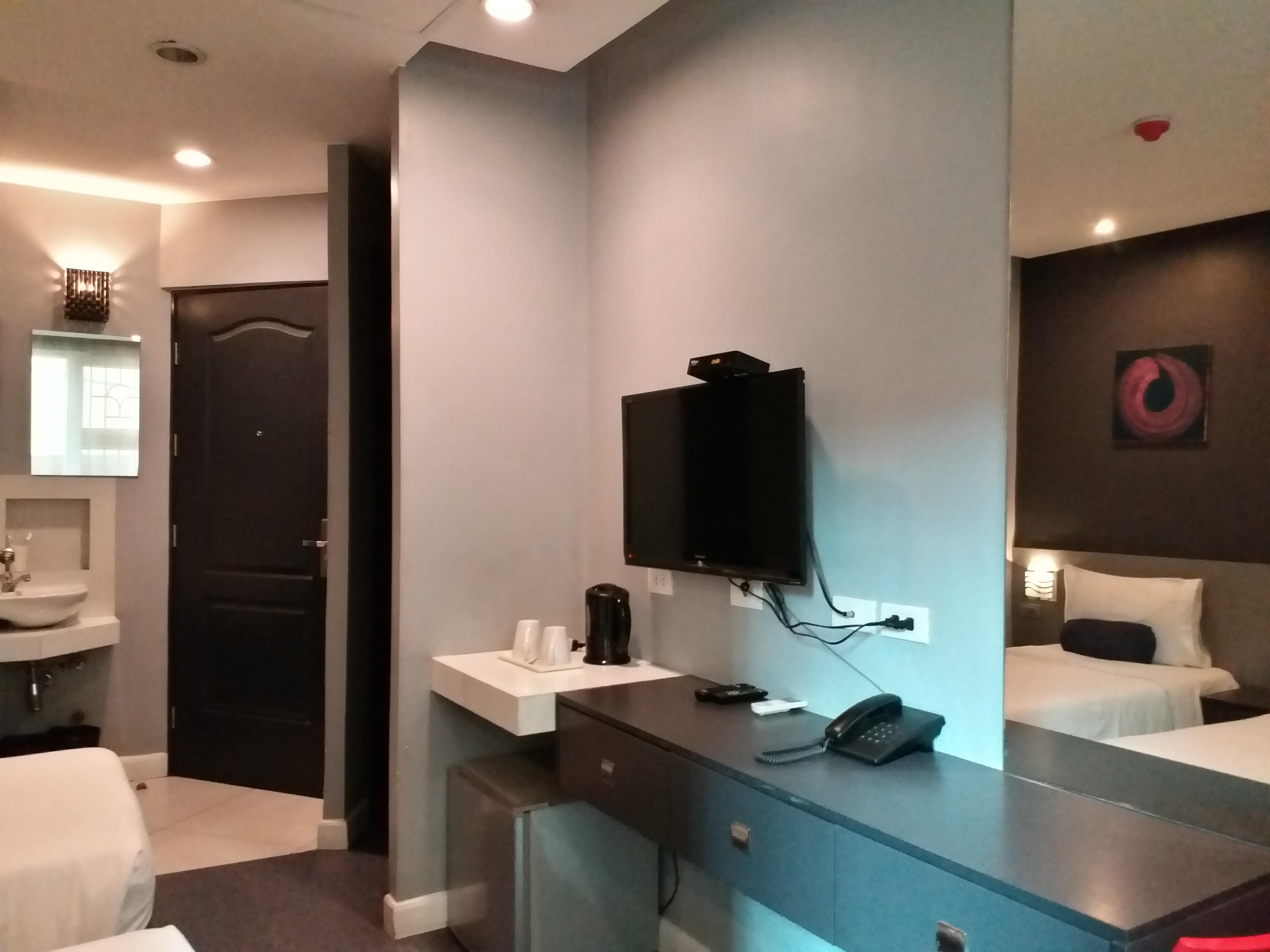 Li Nakpil Hotell Manila Eksteriør bilde